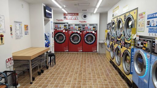 コインランドリーピエロ立川幸町店