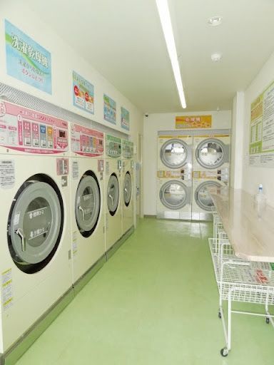 大型コインランドリー晴れのち晴れ 武蔵境店